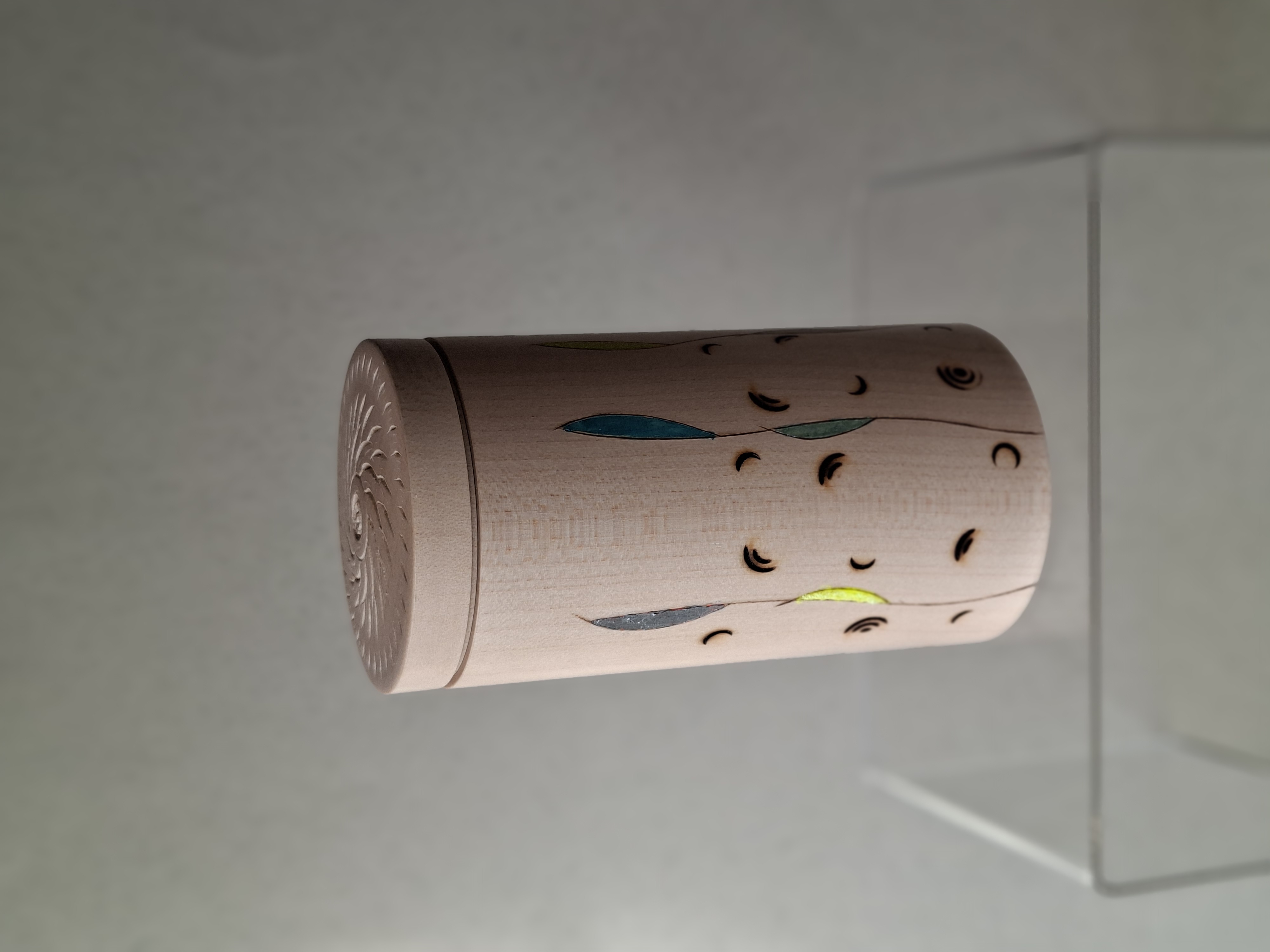 Boîte en érable texturée